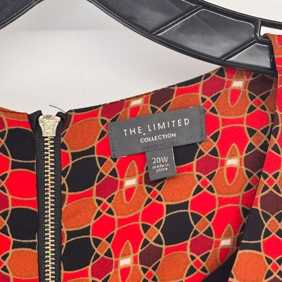 The Limited  Red Black Geometric Pleated bell Sleeve Dress Womens 20W plus - Picture 2 of 14